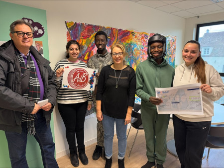 3 décembre 2025 : remise d'un chèque de 3089,97 € à un IME de Bry-sur-Marne (94)